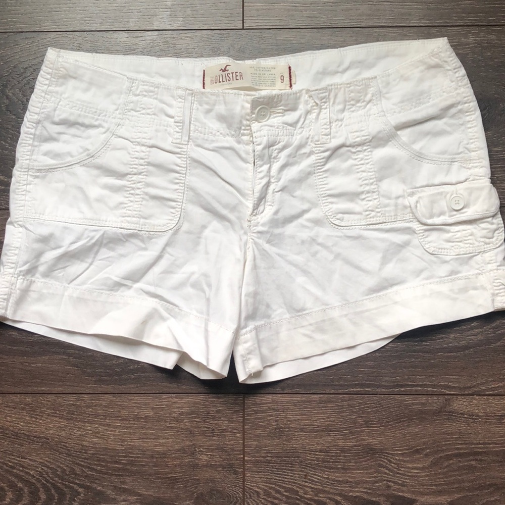 Hollister cargo style shorts